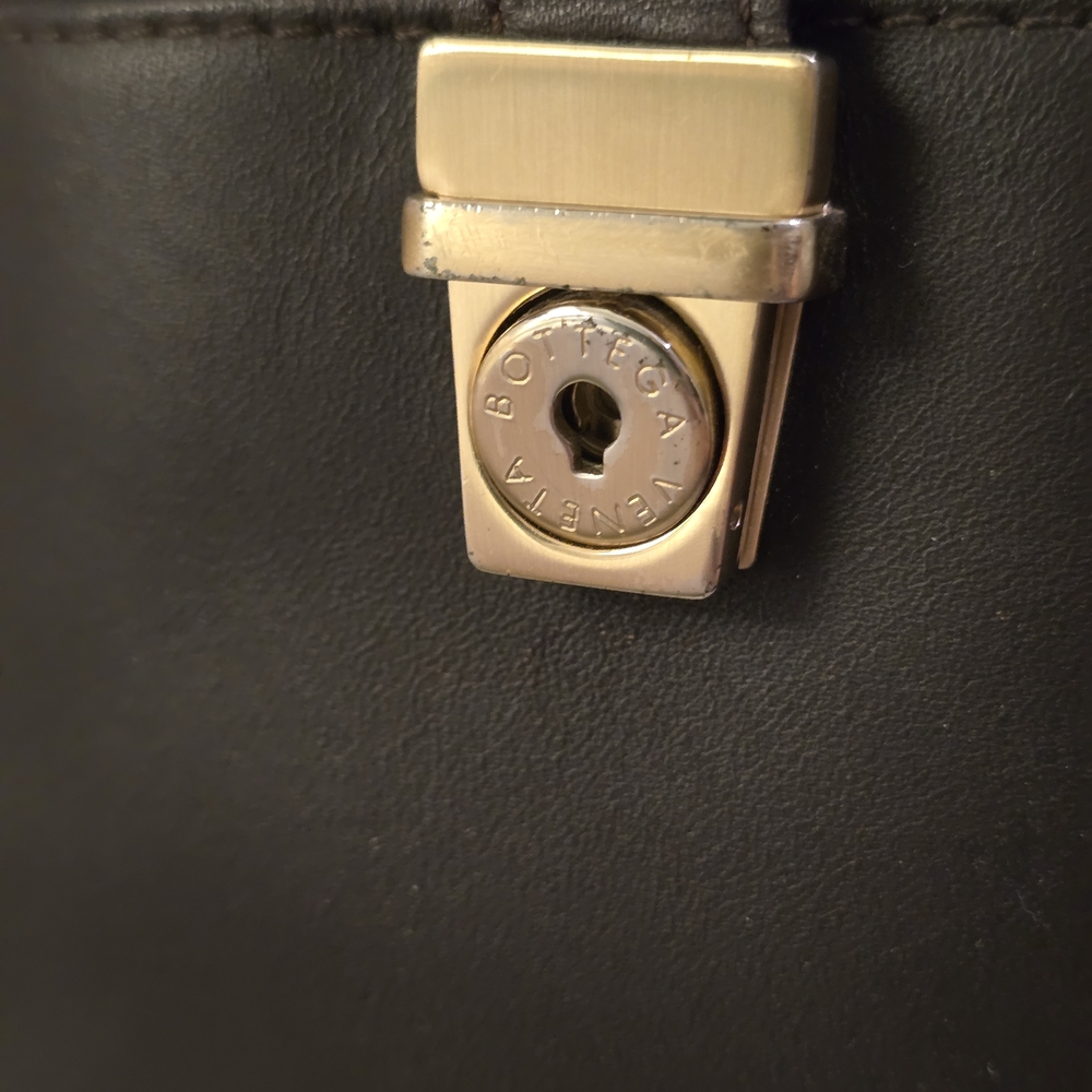 Bottega Veneta Boston Bag - Picture 6 of 15